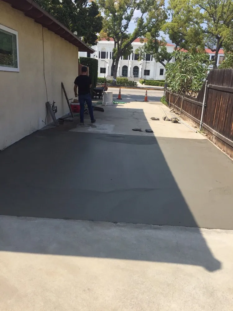 Local yard cleanup service for homes in Monrovia, CA by Family Tree Service