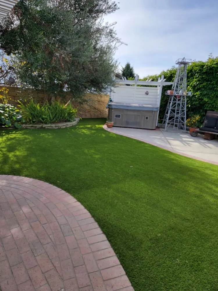 Local garden landscaping in Huntington Beach, CA - Family Turf Wholesalers