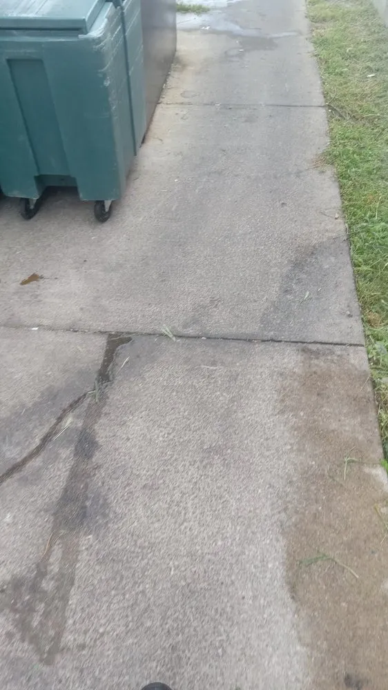 Affordable landscape design near you in Mansfield, OH by Family Wyse Management