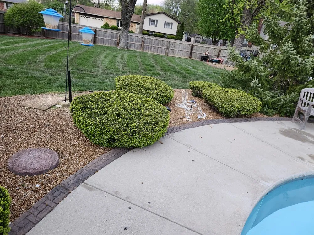 Affordable landscape design for beautiful yards across Indianapolis, IN - Familyman Construction And Landscaping