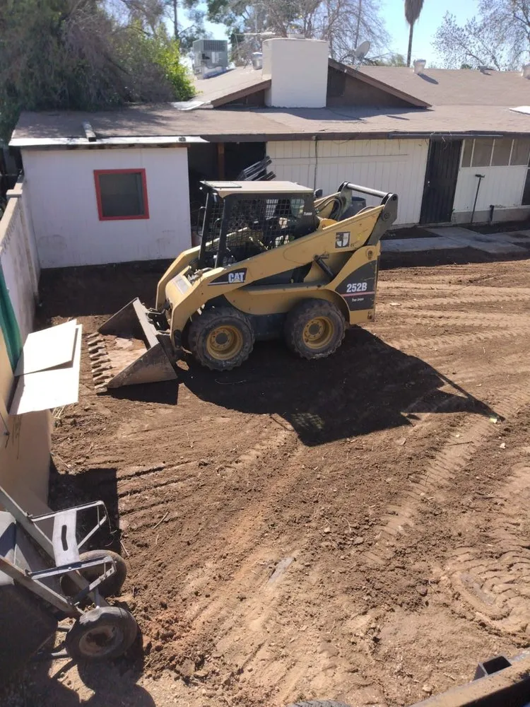 Top-rated lawn mowing service in Mesa, AZ - Fantastic Landscaping