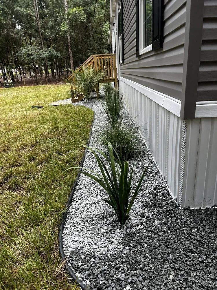 Expert garden landscaping in Hernando, FL by Fantasy Garden