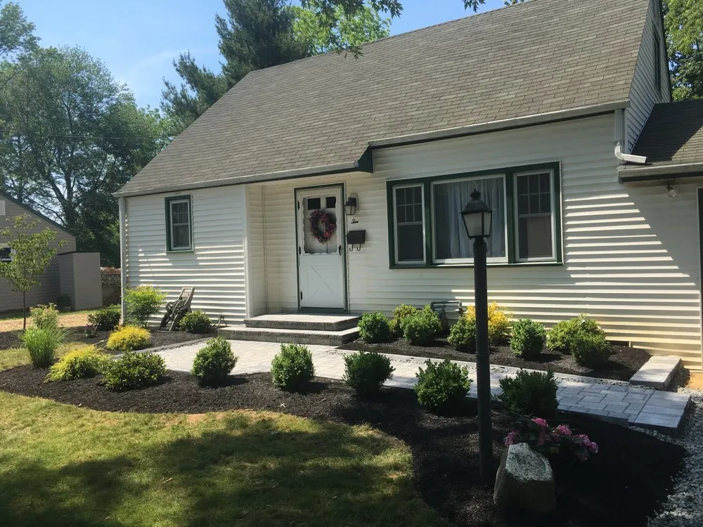 Professional landscape design in Sommerset, NJ by Farah Landscape & Design
