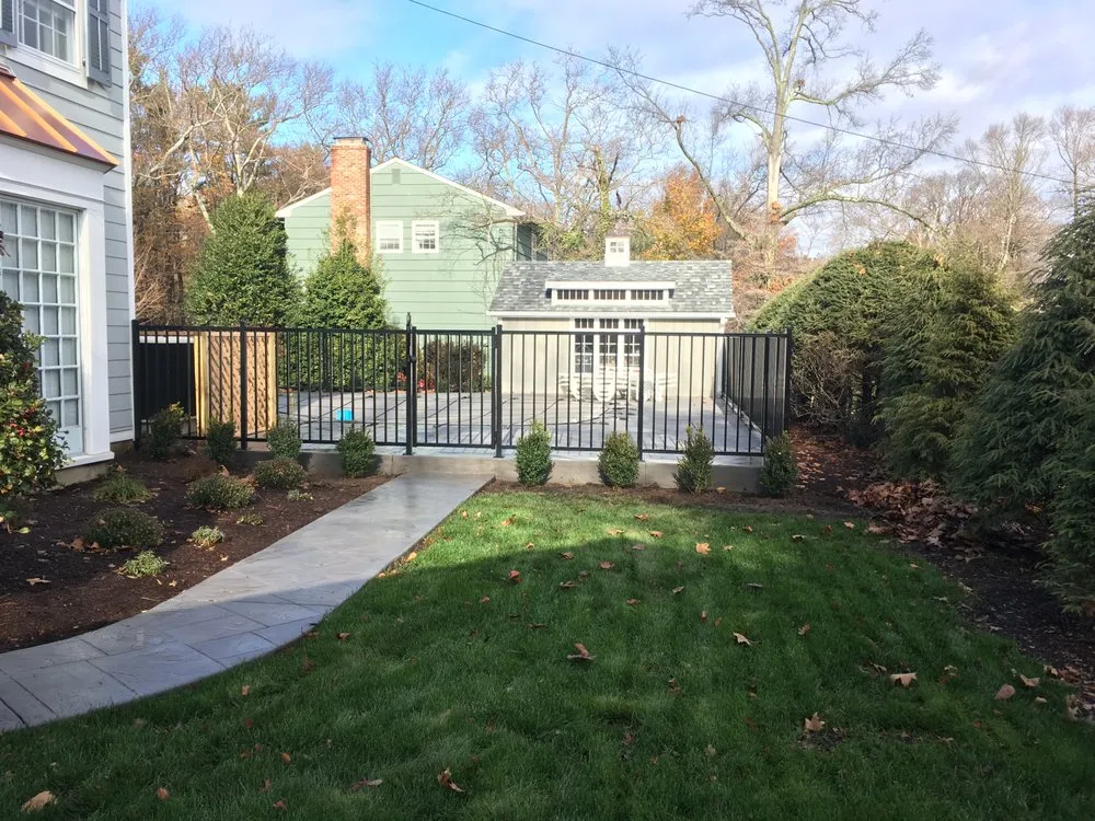Trusted outdoor landscaping experts serving Sommerset, NJ - Farah Landscape & Design