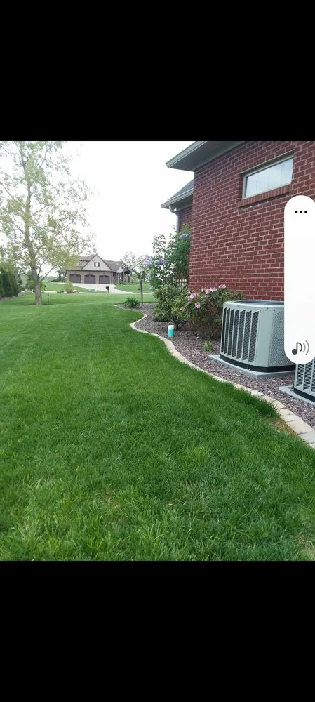 Reliable garden landscaping for homes in Ponca City, OK by Farbest Lawncare and Landscaping