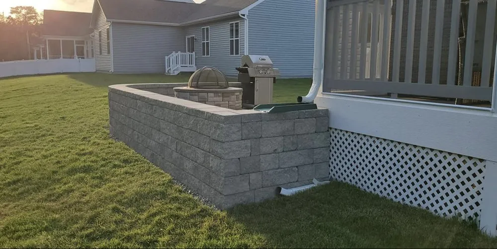 Trusted residential landscaping for year-round maintenance in Harbeson, DE by Fare Green Landscaping