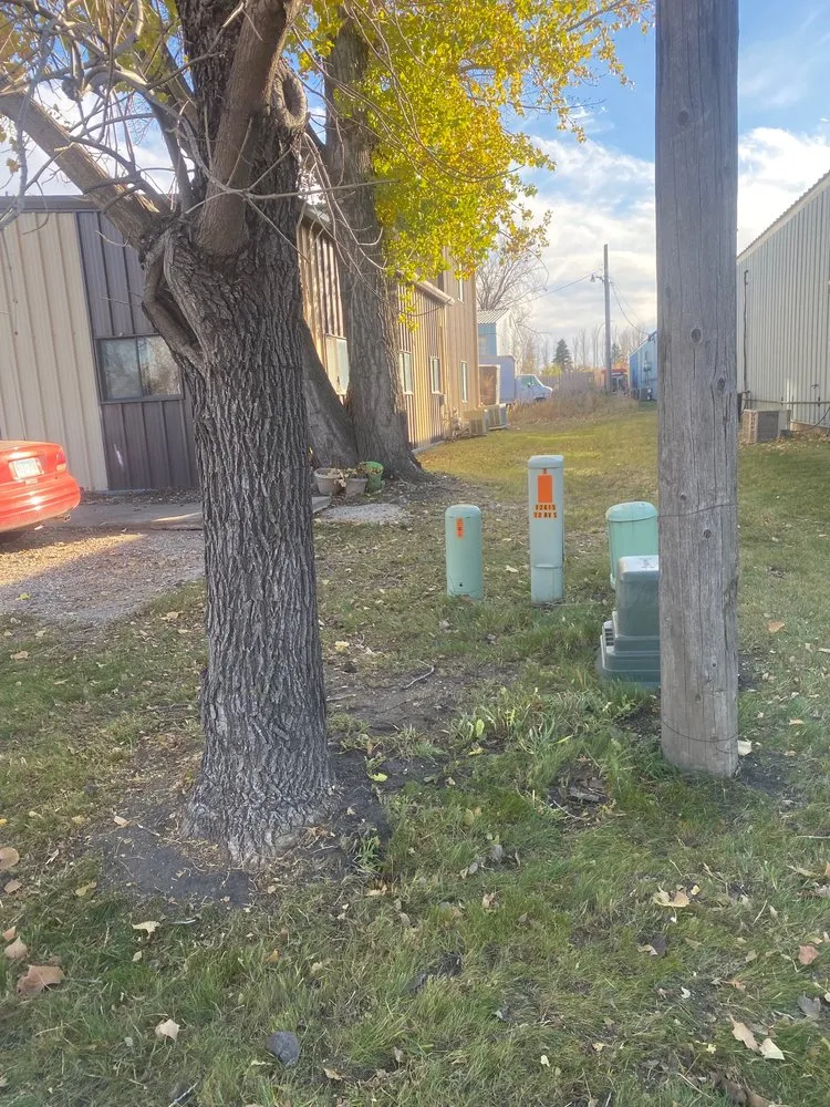 Trusted lawn care service experts serving Fargo, ND - Fargo Lawn Service