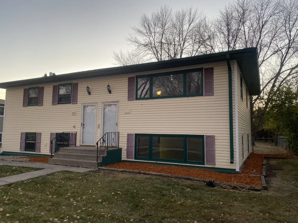 Top-rated yard cleanup service in Fargo, ND - Fargo Lawn Service