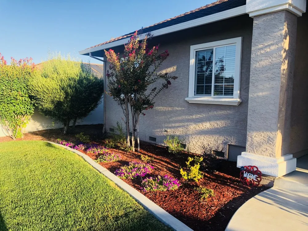 Expert lawn care service near you in Los Angeles, CA by Farias Landscape