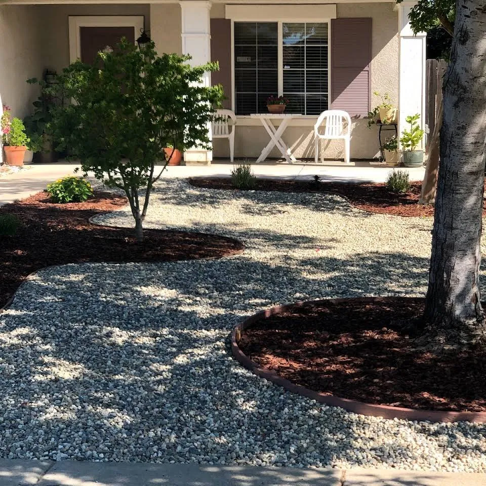 Expert garden landscaping in Los Angeles, CA - Farias Landscape