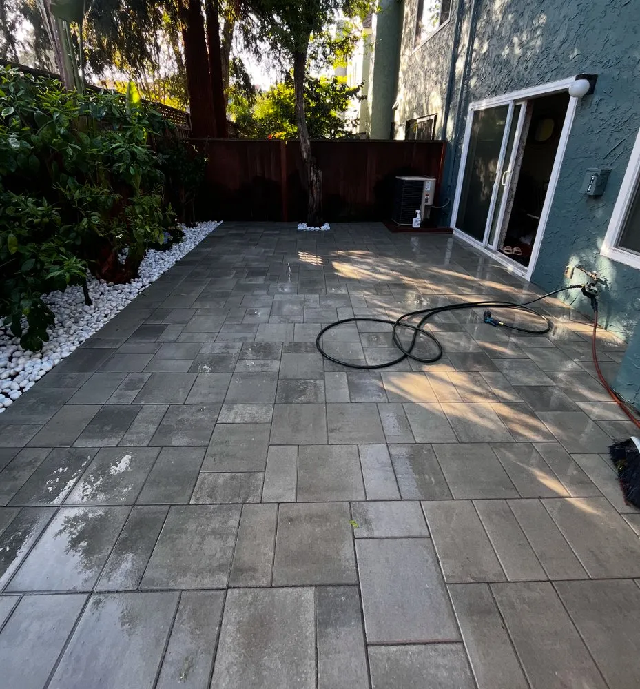 Top-rated lawn care service near you in Santa Clara, CA by Farias Landscape