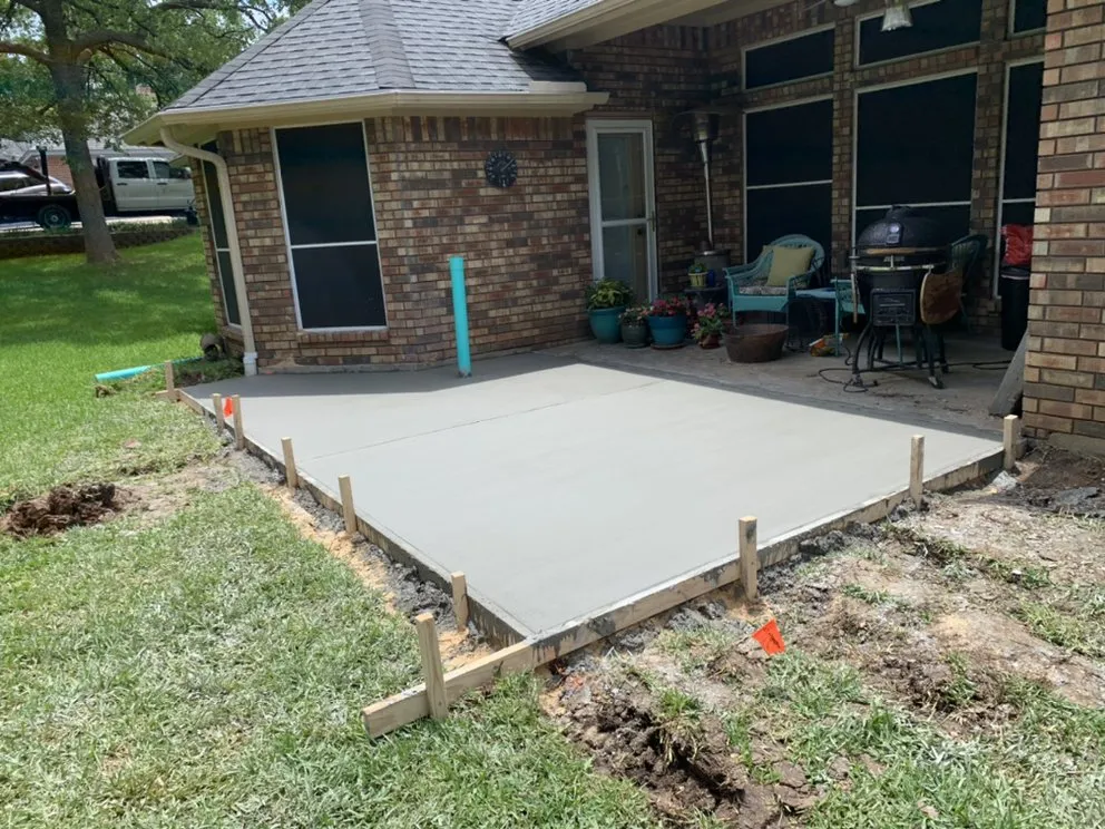 Professional lawn mowing service in Wht Settlemt, TX - Farias Professional Landscaping