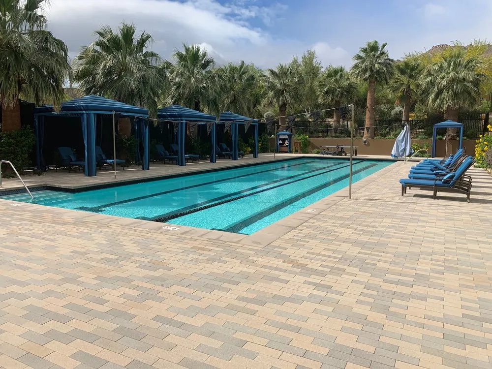 Top-rated yard cleanup service in Palm Desert, CA - Farley Interlocking Pavingstones