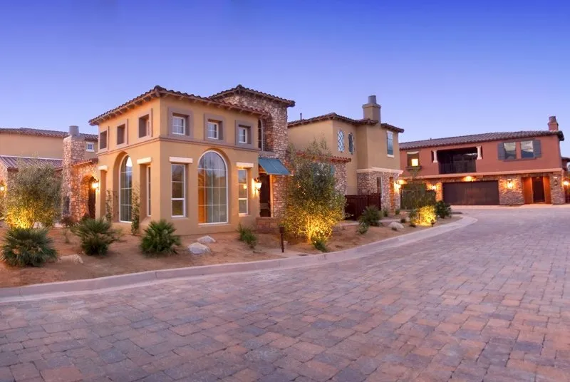 Professional outdoor landscaping in Palm Desert, CA - Farley Interlocking Pavingstones