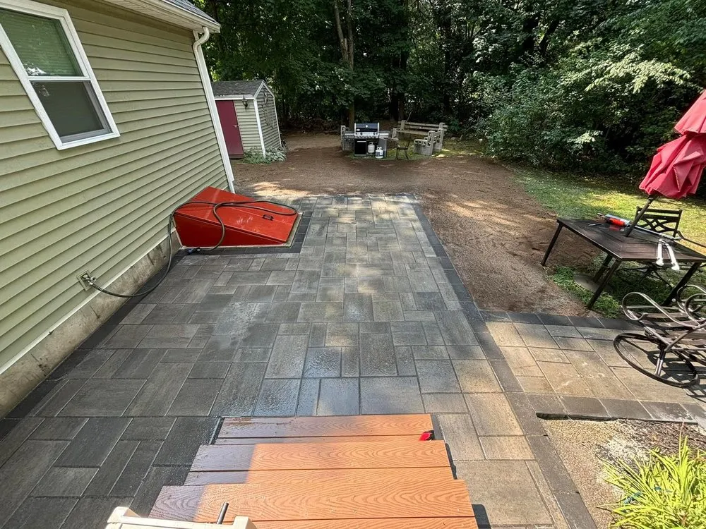 Expert landscaping services experts serving Essex, MA - Farm Creek Landscaping