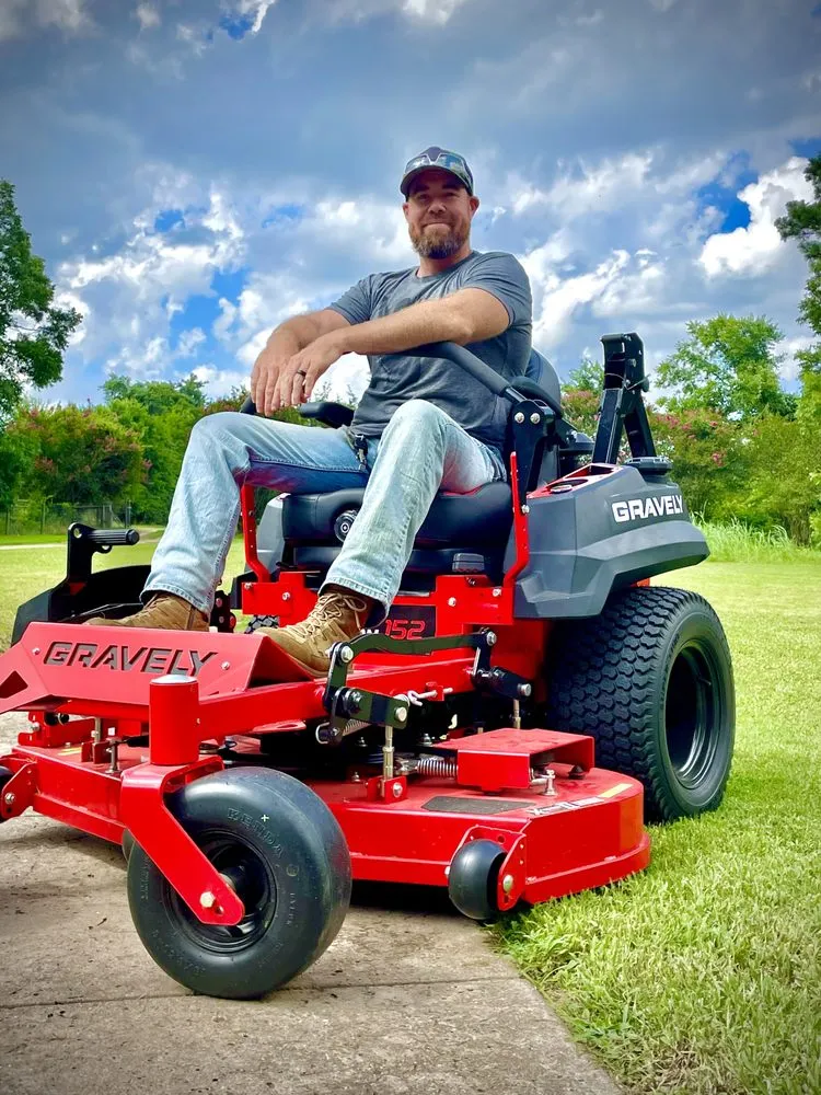 Custom garden landscaping in Brenham, TX - Farmer Jack's Lawn & Garden