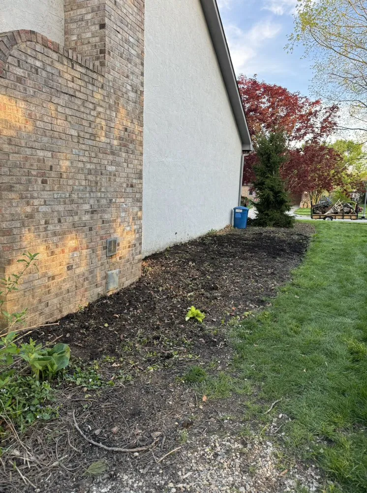 Expert landscaping services in Zanesville, OH by Farmer Tae Landscaping