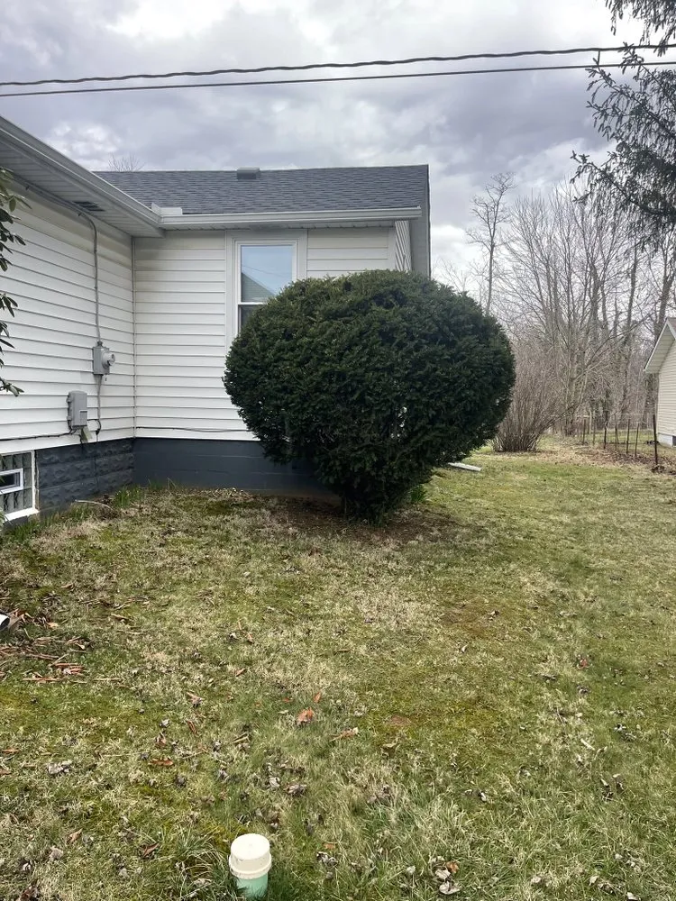 Custom outdoor landscaping experts serving Zanesville, OH - Farmer Tae Landscaping