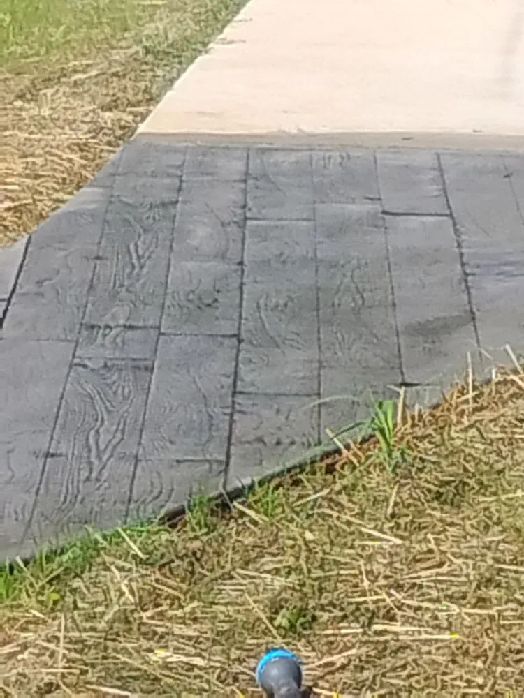 Reliable landscaping services for residential properties in Boaz, KY by Farmers Concrete Construction