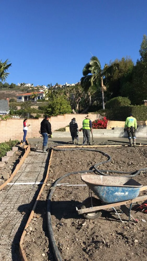 Custom lawn mowing service in Anaheim, CA by Farmers Landscaping