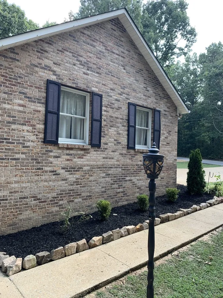 Local landscape installation in Arab, AL - Farmers lawn care