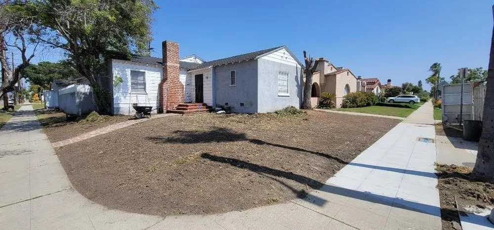 Trusted yard cleanup service in Pasadena, CA by Farmore Landscaping