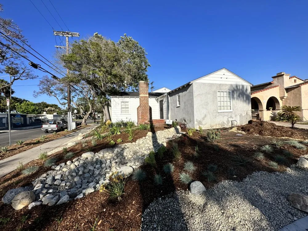 Reliable outdoor landscaping for year-round maintenance in Pasadena, CA by Farmore Landscaping