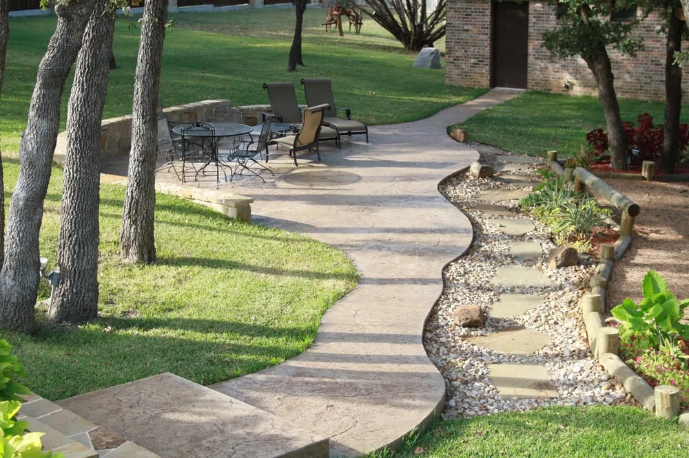 Affordable lawn mowing service with custom design across Aledo, TX - Farnham Landscape