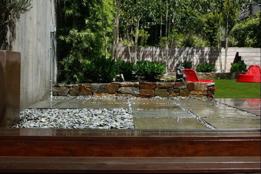 Reliable lawn care service in Corte Madera, CA by Farnsworth Landscaping