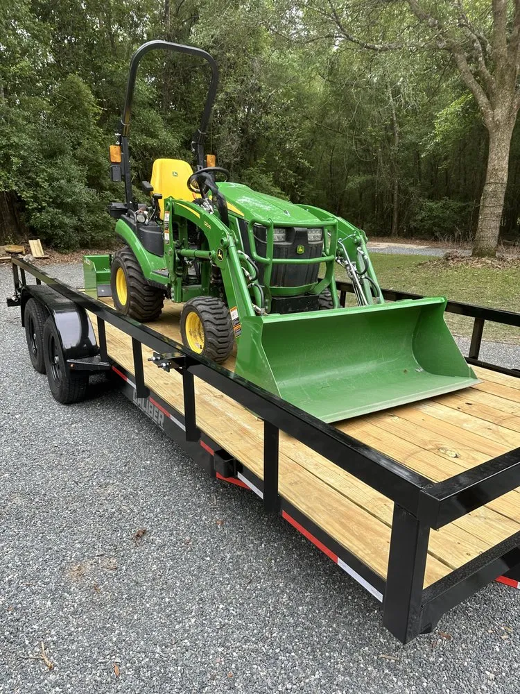 Affordable outdoor landscaping in Tallahassee, FL - Farrar’s Tractor and Outdoor Services