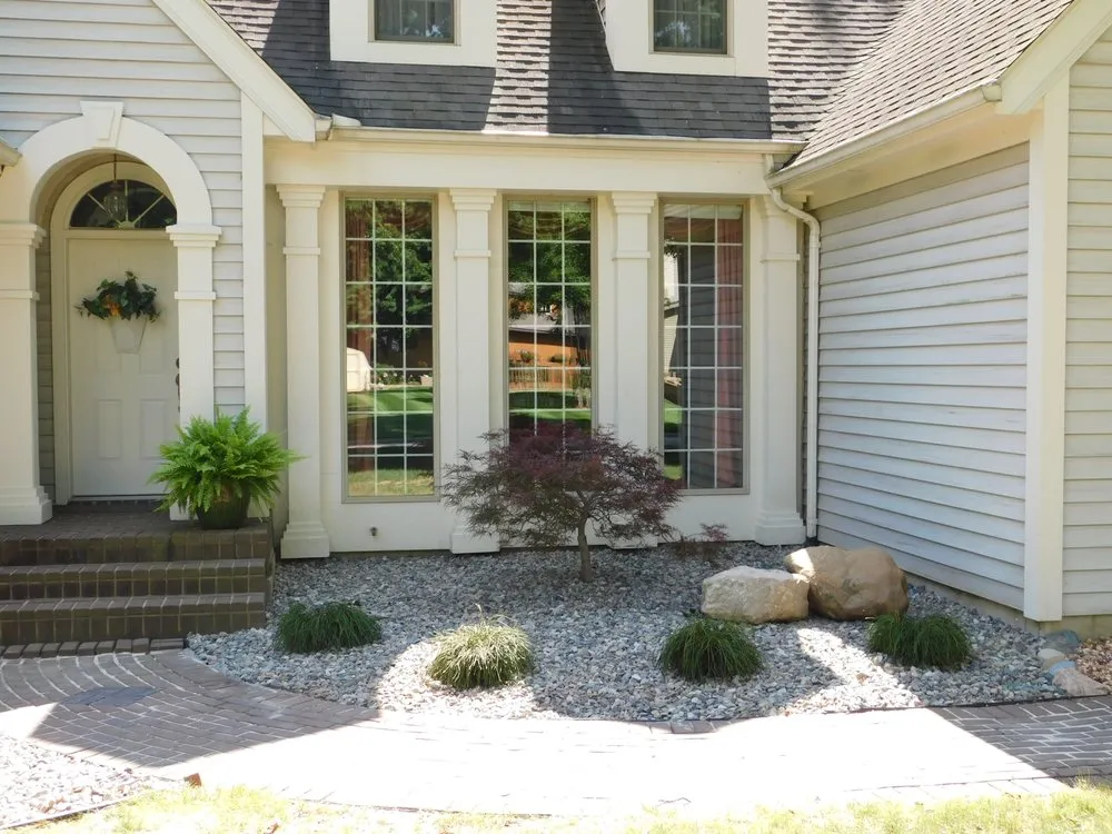 Top-rated yard maintenance in Bryan, OH - Farrell's Lawn & Garden Center