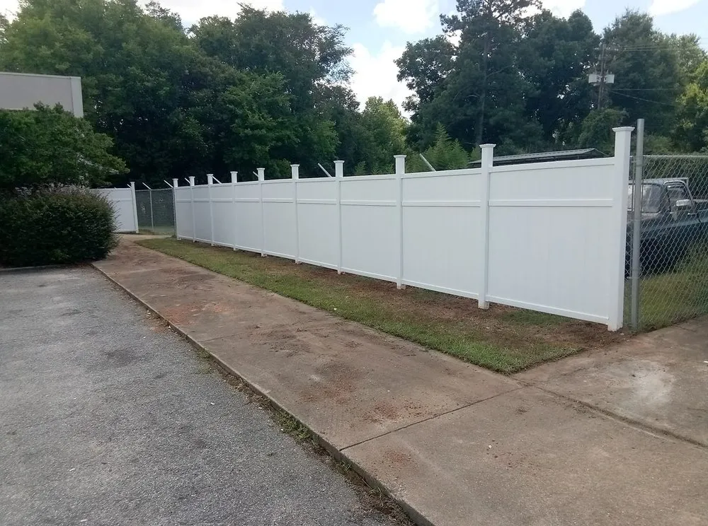 Affordable lawn care service in Phenix City, AL by Farris Outdoors