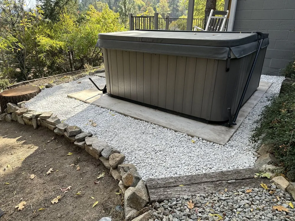 Professional lawn mowing service in Medford, OR - Farrow Landscape