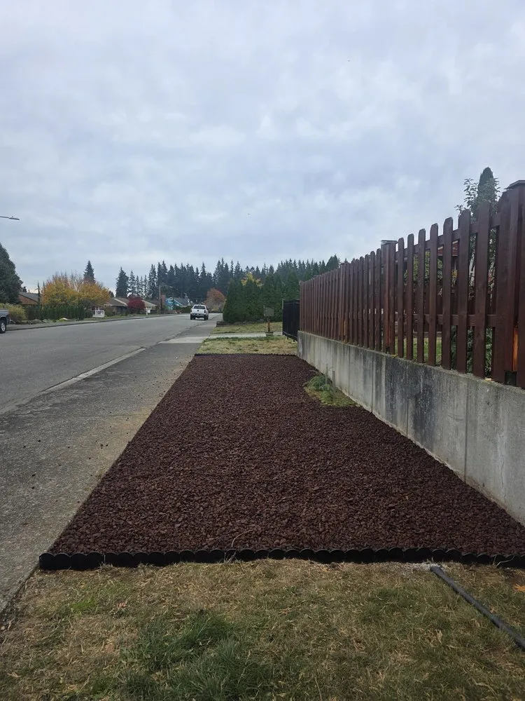 Custom outdoor landscaping for homes in Bellevue, WA by Fascination  Garden