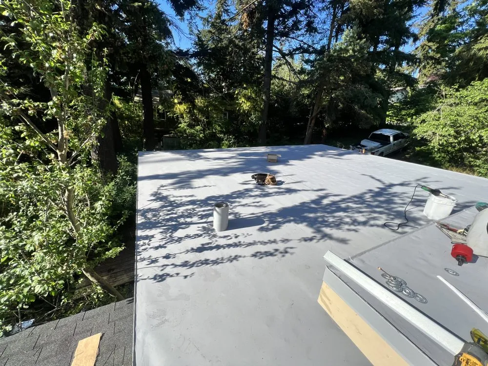 Local yard maintenance in Bellingham, WA by Fast Pace Services