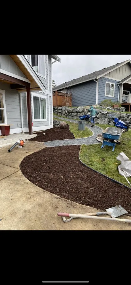 Top-rated landscape installation for homes in Bellingham, WA by Fast Pace Services
