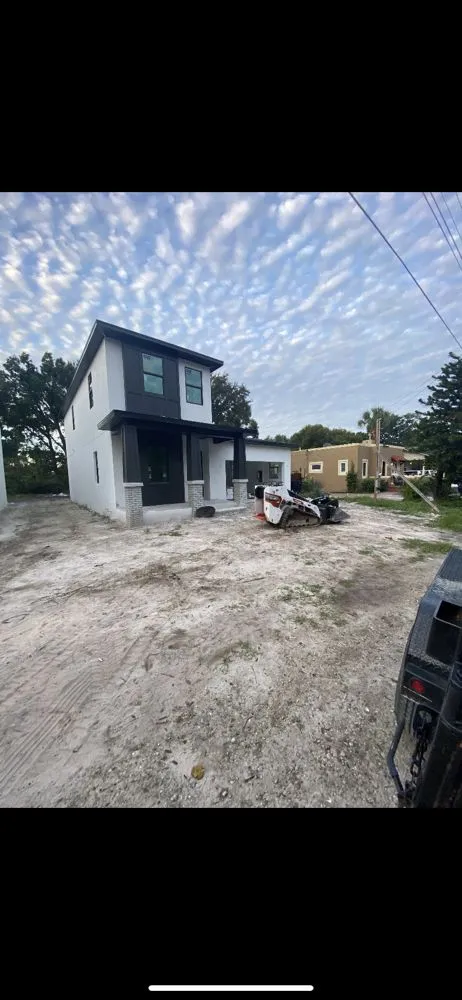 Affordable lawn mowing service experts serving Tampa, FL - Fast Tracks Land Management