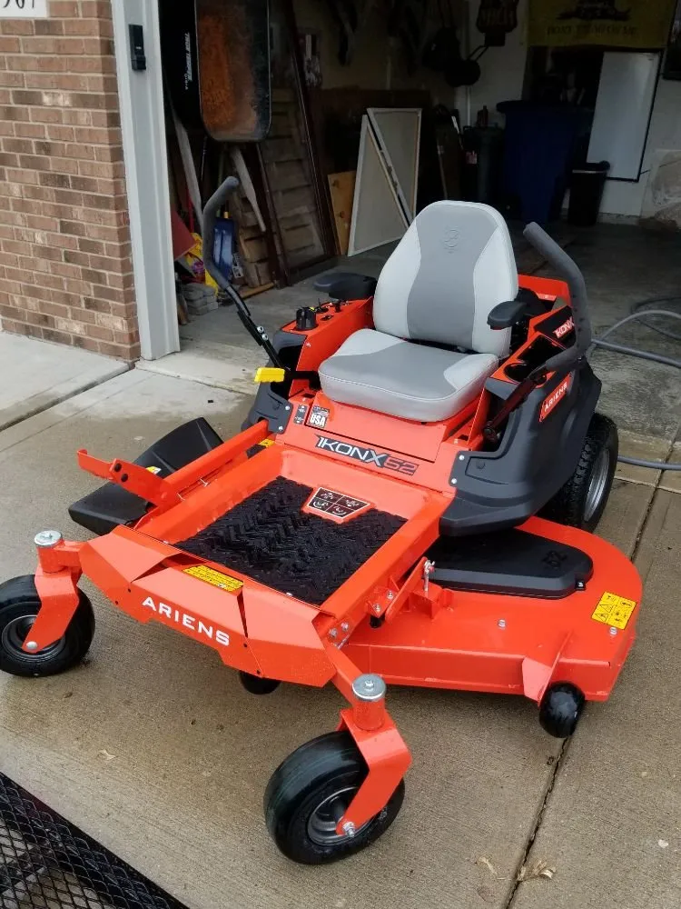 Professional residential landscaping for beautiful yards in Delaware, OH by Fastcuts