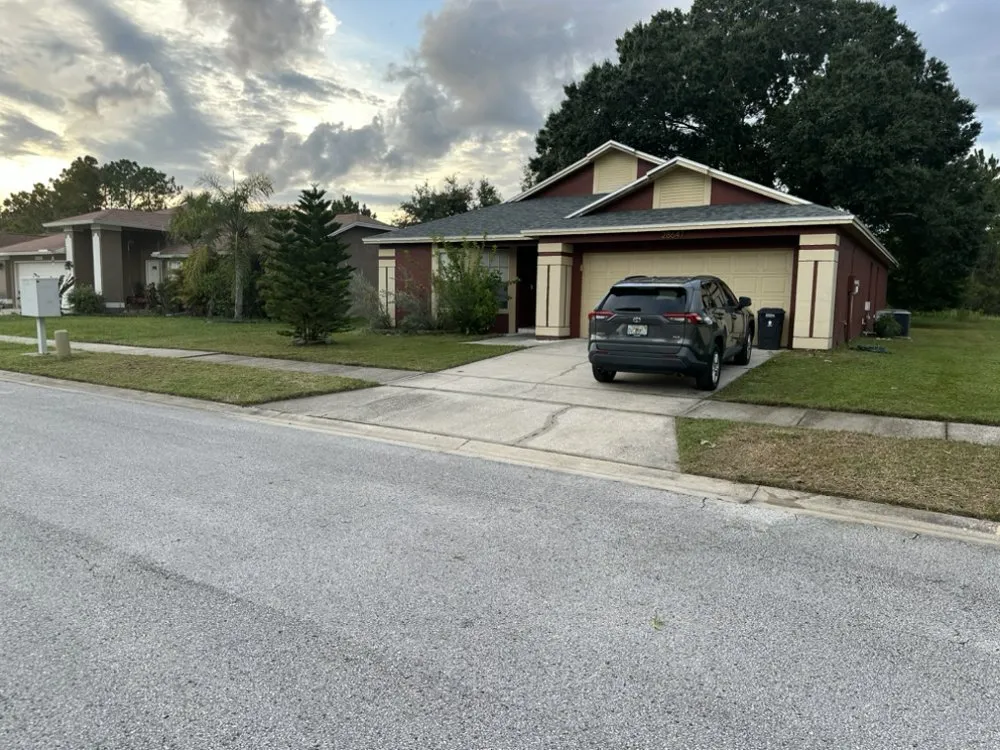 Affordable lawn care service experts serving Dade City, FL - Fastrac Property Maintenance