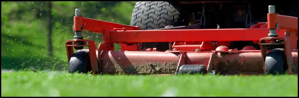 Affordable landscape design in Glasgow, KY - Fasttrak Mowing and Exterior Cleaning