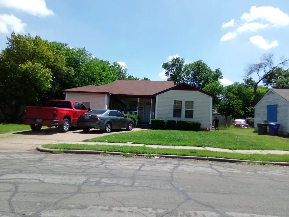 Affordable yard cleanup service for beautiful yards in Waco, TX by Fat Boyz Landscaping