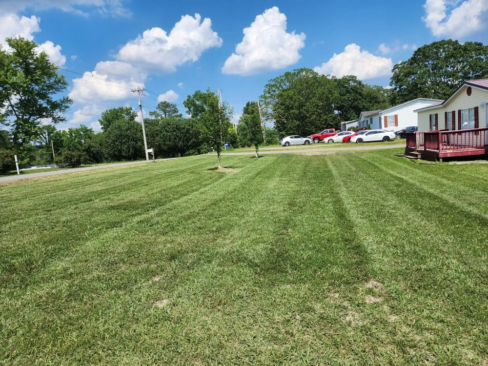 Trusted garden landscaping in Ringgold, GA by Fatboi Lawncare