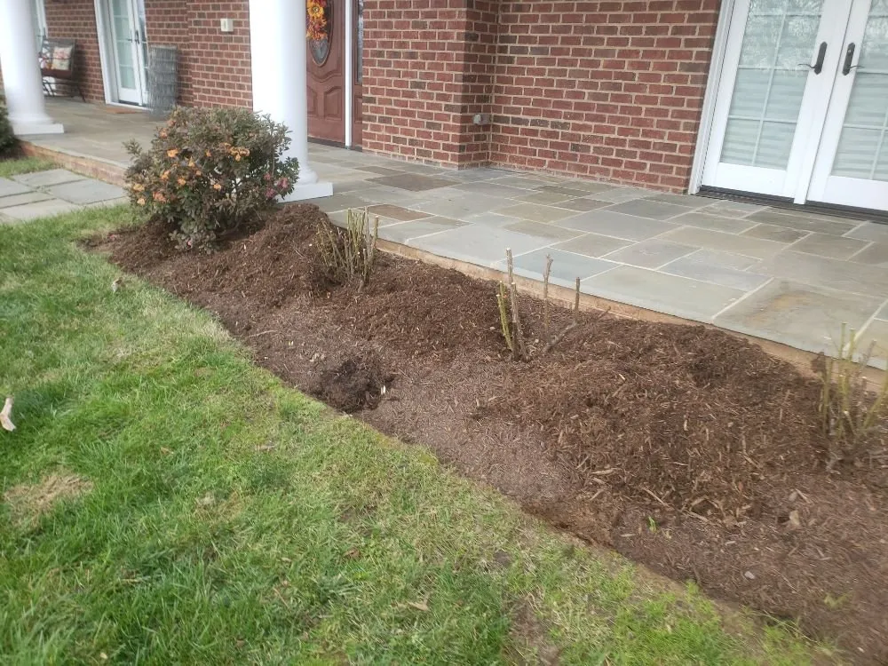 Professional garden landscaping in Brandy Station, VA by FatBoyz Lawncare