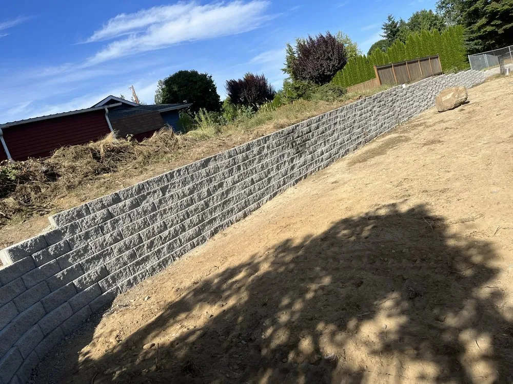 Professional garden landscaping experts serving Everett, WA - Father & Son Landscaping