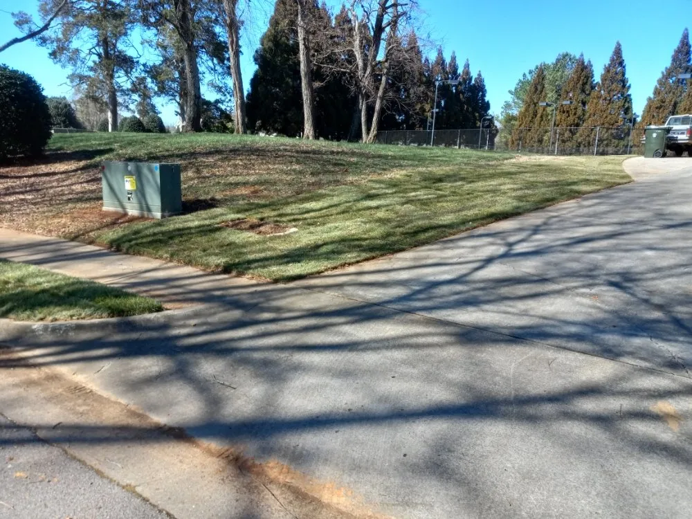 Local residential landscaping experts serving New Market, AL - Father & Son Lawn Services