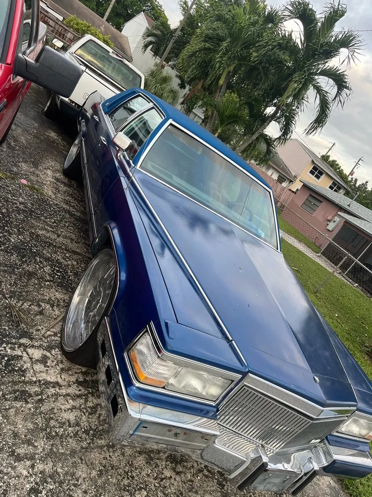 Trusted lawn mowing service in Sunrise, FL by Father & Son Mobile Detailing