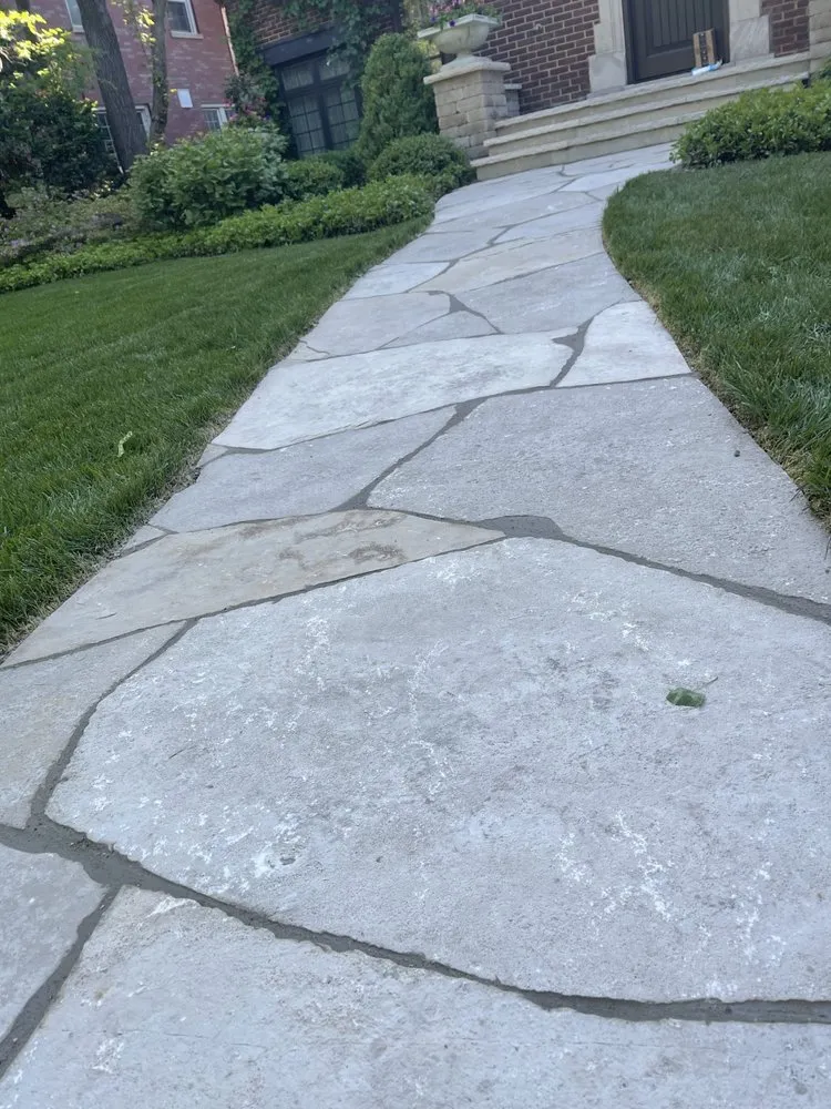 Affordable yard maintenance for residential properties in Evanston, IL by Father And Son Rodriguez Lawn Care