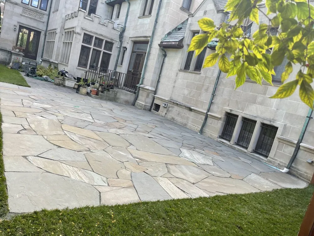 Local lawn mowing service in Evanston, IL by Father And Son Rodriguez Lawn Care