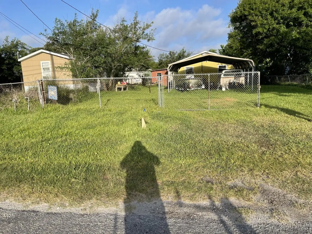 Trusted lawn care service in Rockport, TX - Father And Sons Lawn Service