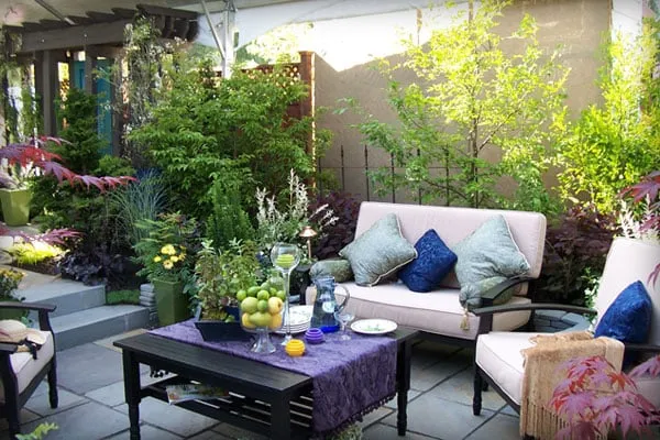 Custom residential landscaping experts serving Fairhope, AL - Father Nature Landscapes